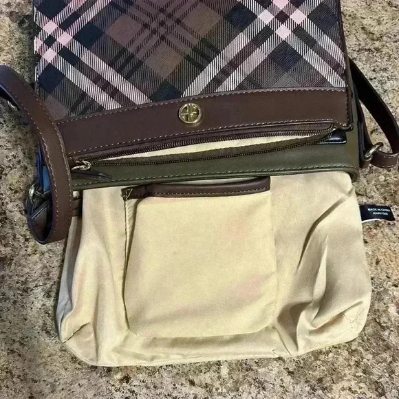 Giani Bernini Shoulder Strap Handbag Olive Brown Tan Plaid Bag 2 flaps included - Picture 14 of 16